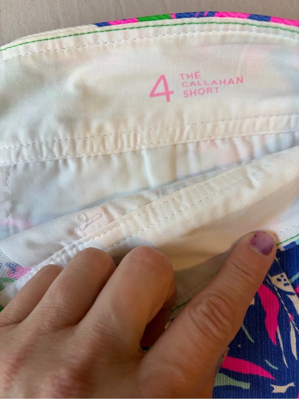Lilly Pulitzer In The Garden Callahan shorts women’s size‎ 4 vibrant 5” inseam